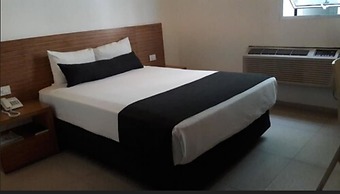 Nû Hotel