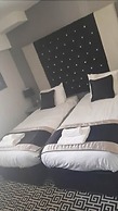Castle Hotel