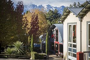 Pinewood Queenstown