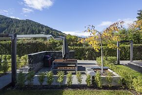 Pinewood Queenstown