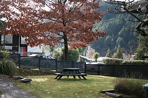 Pinewood Queenstown