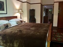 Foxwood House