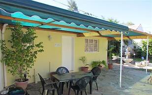 Stemar Self Catering Guest House