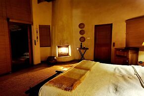 Nedile Lodge