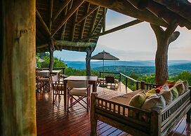 Nedile Lodge
