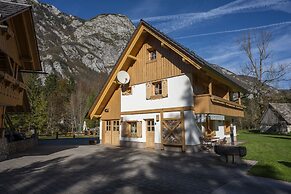 ALPIK Chalets - Bohinj