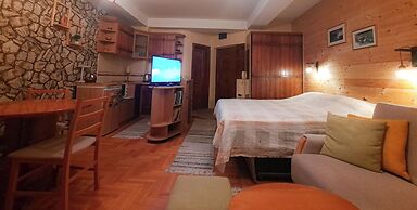 Luccia Apartments- Very Central Cozy Condo