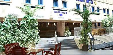 Imperial Botanical Beach Hotel