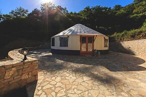 Abeliona Retreat