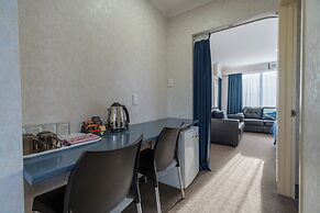 Parklands Motel