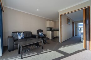 Parklands Motel