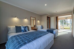 Parklands Motel