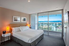 Hilton Surfers Paradise Hotel & Residences