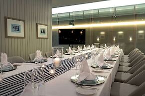 Hilton Surfers Paradise Hotel & Residences