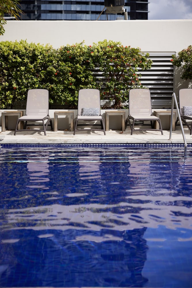 Hilton Surfers Paradise Hotel & Residences
