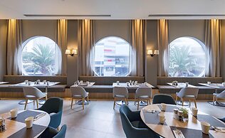 Hilton Surfers Paradise Hotel & Residences