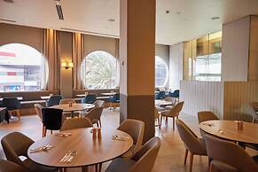 Hilton Surfers Paradise Hotel & Residences