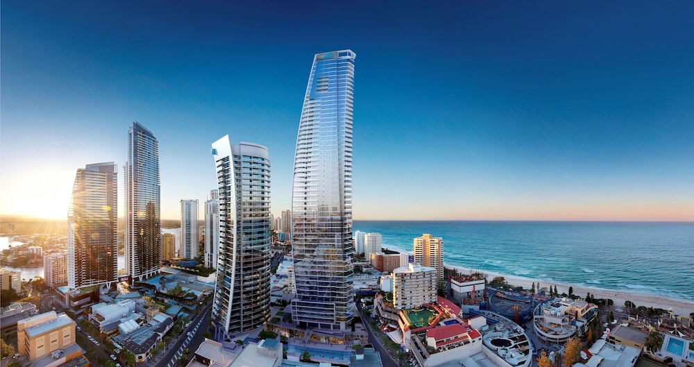 Hilton Surfers Paradise Hotel & Residences