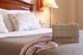 River Island Hotel