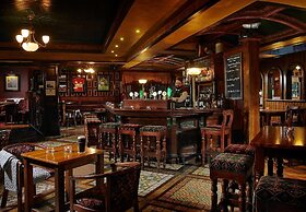Killarney Avenue Hotel