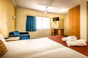 Park Beach Resort Motel
