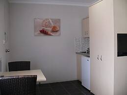 Park Beach Resort Motel