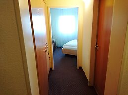 Central Hotel