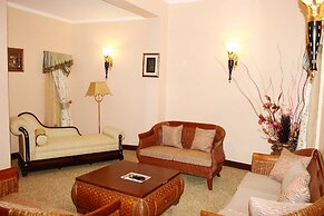 Imperial Royale Hotel