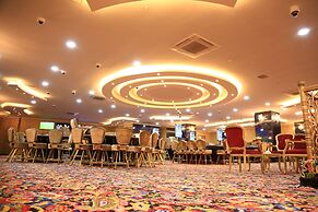 Imperial Royale Hotel
