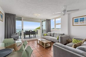 84 The Spit Holiday Apartments