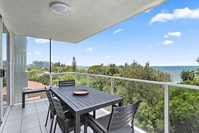 84 The Spit Holiday Apartments