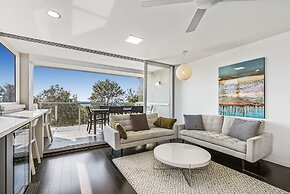84 The Spit Holiday Apartments