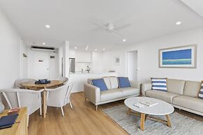 84 The Spit Holiday Apartments