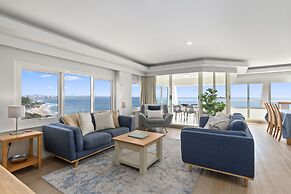 84 The Spit Holiday Apartments