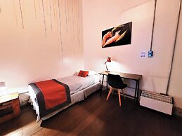 Maki Hostel Valparaiso