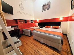 Maki Hostel Valparaiso