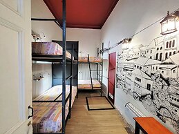 Maki Hostel Valparaiso