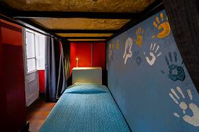 Maki Hostel Valparaiso