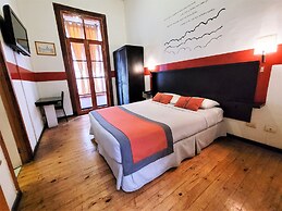 Maki Hostel Valparaiso