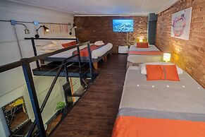 Maki Hostel Valparaiso