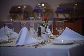 Al Madina Suites Doha
