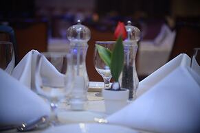 Al Madina Suites Doha