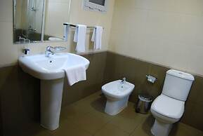 Al Madina Suites Doha