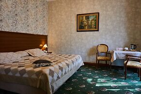 Chopin Hotel