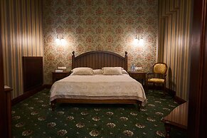 Chopin Hotel