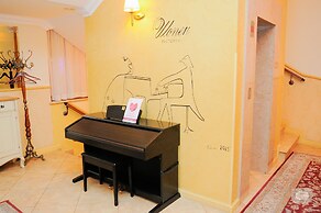 Chopin Hotel