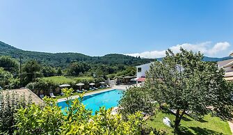 Paradise Inn