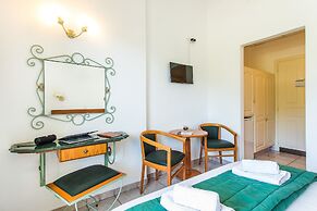 Paradise Inn