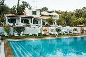 Paradise Inn