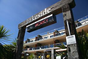 Lakeside Apartments